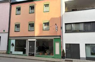 Haus kaufen in 93413 Cham, Zentrales, sanierungsbedürftiges Wohn- und Geschäftshaus im Chamer Altstadtbereich