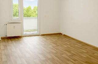 Wohnung mieten in Waldstraße 14e, 39291 Möckern, Angebot der Woche ! schöne 4-R.Wohnung ca.71,45m2 im 3.OG.mit schöner sonnigen Balkon zu vermieten.