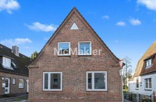 Haus kaufen in 25746 Heide, Teilmodernisiertes Stadthaus mit Garten und Stellplatz - 4. Zimmer möglich!