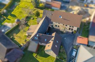 Haus kaufen in 75334 Straubenhardt, Straubenhardt / Langenalb - Anwesen mit großem Wohnhaus und historischem Nebengebäude