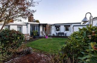 Haus kaufen in 27755 Delmenhorst, Delmenhorst - *** BUNGALOW - MODERNISIERT und GEPFLEGT - das RAUMWUNDER mit GARAGE und extra ZUGANG zum GARTEN ***