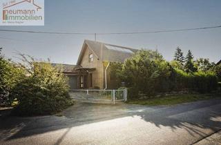 Einfamilienhaus kaufen in Mühlenstr. 9, 53547 Breitscheid, Breitscheid/ Hollig - Familienidylle am Ortsrand - Haus mit Einliegerwohnung und Ausbaupotenzial mit Traumhaftem Ausblick