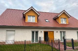 Wohnung kaufen in 27578 Bremerhaven, Bremerhaven - Eigentumswohnung mit ausgebautem Dachboden (4-Familienhaus)