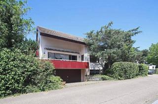 Einfamilienhaus kaufen in 71334 Waiblingen, Waiblingen - Freistehendes Einfamilienhaus mit großem Potenzial in Traumlage von Waiblingen-Beinstein.