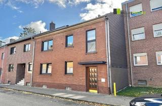 Haus kaufen in 52249 Eschweiler, Eschweiler / Dürwiß - Großzügiges Ein-Zweifamilienhaus mit Garten, 2 Garagen und vielseitigem Raumkonzept in Dürwiß