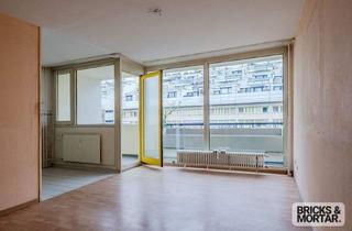 Wohnung kaufen in Schlangenbader Straße, 14197 Berlin, Berlin - Bezugsfreie 1-Zimmer-Wohnung mit West-Loggia und Grünblick in Schmargendorf zum Selbstgestalten