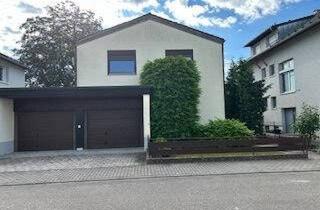 Haus kaufen in 68753 Waghäusel, Waghäusel - Schönes Anwesen mit herrlichem Garten in ruhiger, bevorzugter Wohnlage von Waghäusel-Kirrlach