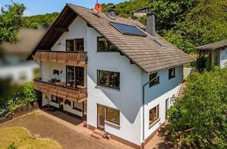 Haus kaufen in 63571 Gelnhausen, Gelnhausen - **Großzügiges Einfamilienwohnhaus mit ELW in bevorzugter Wohnlage**