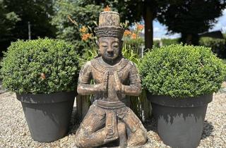 Haus kaufen in 41836 Hückelhoven, Hückelhoven - **ZUHAUSE für zwei Familien oder eine Großfamilie auf TRAUMgrundstück und Platz für viele PKW**