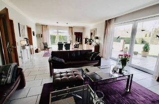 Haus kaufen in 33175 Bad Lippspringe, Bad Lippspringe - Traumhaftes freistehendes Wohnhaus mit Büroräumen und Hallen für vielseitige Nutzungsmöglichkeiten sucht Handwerks- oder Gewerbebetrieb