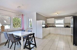 Einfamilienhaus kaufen in 71263 Weil der Stadt, Weil der Stadt - Vollunterkellertes Einfamilienhaus mit moderner Küche und großer Sonnenterrasse!