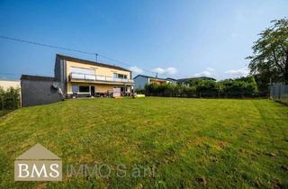 Haus kaufen in 54662 Herforst, Herforst - Geräumiges Zweifamilienhaus mit tollem Grundstück!