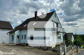 Haus kaufen in 91475 Lonnerstadt, Lonnerstadt - 1-2-FH mit großem Grundstück in Lonnerstadt...Mit geräumigen Nebengebäude für den Heimwerker