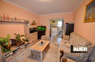 Einfamilienhaus kaufen in 66787 Wadgassen, Wadgassen - Einfamilienhaus in Wadgassen mit großem Garten und Stellplatz