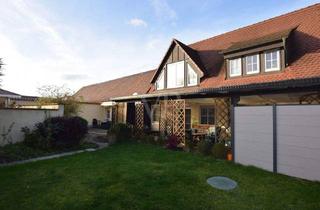 Haus kaufen in 91555 Feuchtwangen, Feuchtwangen - Reihenendhaus mit Doppelgarage, Terrasse und kleinem Garten in zentrumsnaher Lage