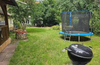 Haus kaufen in 91452 Wilhermsdorf, Wilhermsdorf - Großer Garten, mit Blick in die Natur...3 Familienhaus, bis vor kurzem vermietet, nun leerstehend