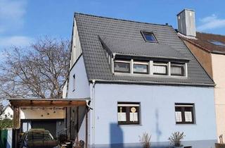 Einfamilienhaus kaufen in 50226 Frechen, Frechen - Bachem, attraktive Lage, Einfamilienhaus mit großem Garten, 4 Zimmer, EBK, Terrasse, Garage, Keller