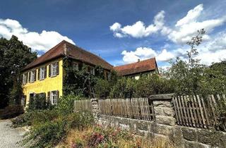 Haus kaufen in 91472 Ipsheim, Ipsheim - Ehemaliger denkmalgeschützter Gutshof mit vielen Möglichkeiten