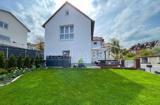 Doppelhaushälfte kaufen in 90579 Langenzenn, Langenzenn - RESERVIERT: Smarthome: Hightech trifft Wohnkomfort, komplett sanierte DHH mit Garten, zwei Garagen in Langenzenn