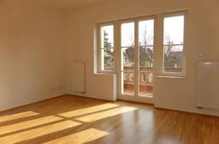 Wohnung kaufen in 04357 Leipzig, Leipzig - Vermietete 4-Raum-Wohnung mit Stellplatz im hochwertig sanierten Wohnensemble Hoffmans Gärten !!