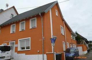 Einfamilienhaus kaufen in 66538 Neunkirchen, Neunkirchen - Wannemacher Immobilien **** Wunderschönes Einfamilienhaus mit Einliegerwohnung in Neunkirchen-Wellesweiler ****