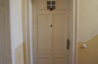 Wohnung kaufen in Schreinerstraße, 10247 Berlin, Berlin - Gut geschnittene und vermietete Altbaueigentumswohnung im Friedrichshainer Samariterkiez in 10247 Berlin