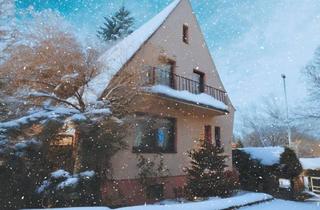 Einfamilienhaus kaufen in 53123 Bonn, Bonn - Winterlicher Wohntraum - Sanieren mit Herz