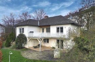 Einfamilienhaus kaufen in 34125 Kassel, Kassel - Modernisiertes Einfamilienhaus mit vielen Highlights und großzügigem Grundriss in urbaner Wohnlage