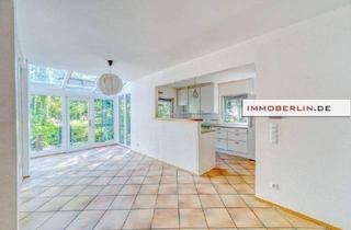 Doppelhaushälfte kaufen in 14089 Berlin, Mehrfamilienhaus, Wohnhaus in Berlin