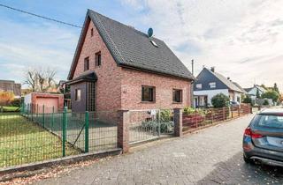 Einfamilienhaus kaufen in Altenberger Straße 96, 53859 Niederkassel, Niederkassel - Erbbaurecht mit freistehendem Einfamilienhaus