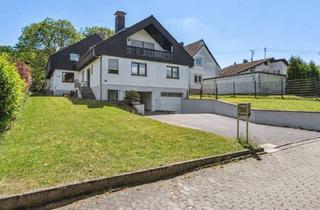 Haus kaufen in Schinderhannesweg 3A, 65719 Hofheim am Taunus, Hofheim am Taunus / Langenhain - Doppelwohnhaus auf großem Grundstück - ideales Mehrgenerationenwohnen in ruhiger Lage