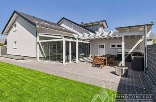 Einfamilienhaus kaufen in 66740 Saarlouis, Saarlouis - Exklusives EFH + ELW | 400m² Wohnfläche | 980m² Grundstück | Pool & Außenküche | saniert | Saarlouis