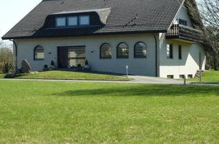 Haus kaufen in 59609 Anröchte, Anröchte - Sie suchen kurze Wege zwischen Wohnen, Hobby und Beruf? Repräsentatives EFH und Gewerbeflächen in Anröchte