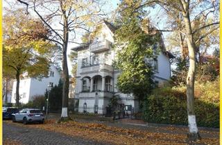 Wohnung kaufen in 13467 Berlin, Berlin - Hermsdorf! Repräsentative 4-Zimmer Jugendstilaltbauwohnung (vermietet) Beletage mit großem Balkon