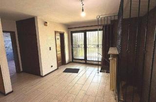 Haus kaufen in 53859 Niederkassel, Niederkassel - FÜR FACHHANDWERKER! Solider Bungalow mit Pfiff, insges. 200 m² Wohnfläche + ca. 50m² KG!