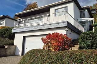 Haus kaufen in 58513 Lüdenscheid, Lüdenscheid - Schönes Zweifamilienhaus mit herrlichem Panorama-Ausblick