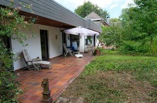 Haus kaufen in 52391 Vettweiß, Vettweiß - Freistehender Bungalow mit großem Garten