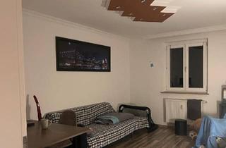 Wohnung kaufen in 70180 Stuttgart, Stuttgart - Helle und gepflegte Eigentumswohnung in bester Lage zu verkaufen