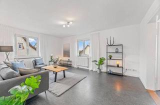 Wohnung kaufen in 71229 Leonberg, Leonberg - Provisionsfrei & Renoviert - 50qm Dachterrasse - Familienfreundliche Wohnung - Inkl. Küche & Garage