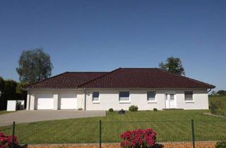 Haus kaufen in Nieby 3.A, 24401 Böel, Böel - Bungalow mit Doppelgarage in Böel