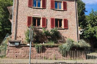 Haus kaufen in 67714 Waldfischbach-Burgalben, Waldfischbach-Burgalben - Unser Sandstein Häuschen