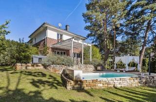 Haus kaufen in 13465 Berlin, Berlin - Exklusives Traumhaus mit Pool und Garten