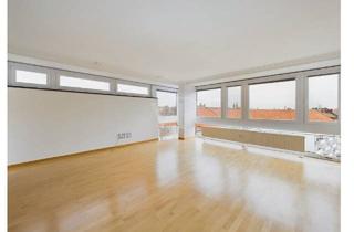 Wohnung kaufen in 90429 Nürnberg, Nürnberg - Panoramablick auf die Burg - Wunderschöne 3-Zimmer Wohnung