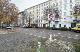 Wohnung kaufen in Quitzowstraße, 10559 Berlin, Berlin - Stephankiez: Bezugsfreie Zwei-Zimmer-Wohnung mit etwa 45m²