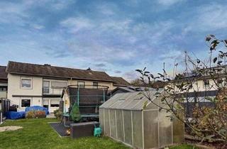 Haus kaufen in 44805 Bochum, Bochum - Reihenmittelhaus in ruhiger Lage am Hiltroper Busch