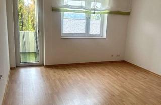 Wohnung kaufen in 61479 Glashütten, Naturnahe 2 Zimmer-Wohnung mit Balkon und PKW-Stellpatz.