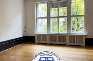 Wohnung kaufen in Clausewitzstraße, 10629 Charlottenburg, Großzügig wohnen in bester West-Berliner Lage