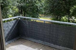 Wohnung kaufen in 08112 Wilkau-Haßlau, 3 Zimmerwohnung mit großen Balkon & Stellplatz zum Kauf | vermietet | nahe Zwickau