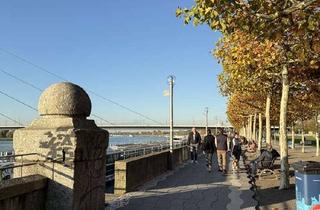 Wohnung kaufen in 40213 Altstadt, * COSY DACHGESCHOSS * MITTEN IN DER ALTSTADT * DENNOCH RUHIG *