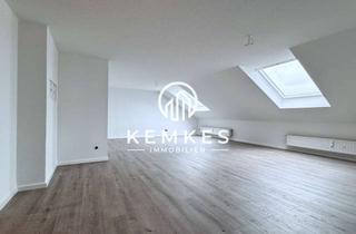 Wohnung kaufen in 46485 Wesel, Teilrenovierte 3-Zimmer-Dachgeschosswohnung in zentraler Lage von Wesel-Obrighoven